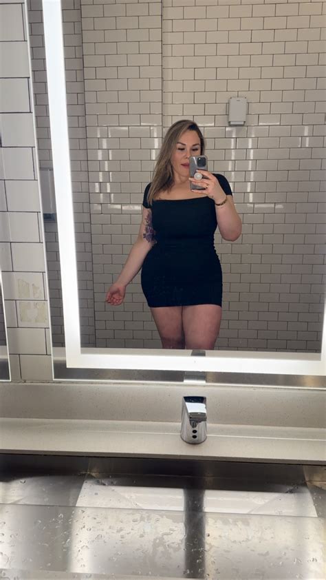 Vanessa Means (@vanemeans2) • Instagram photos and videos