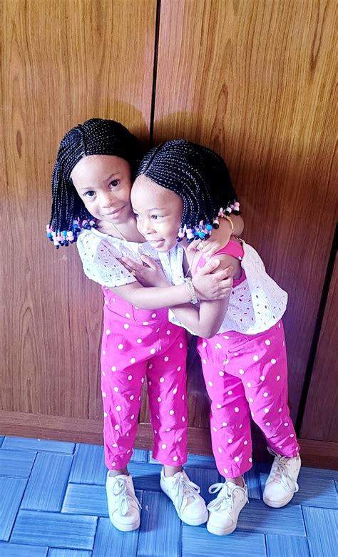 Mummy Twins TV | Lucca