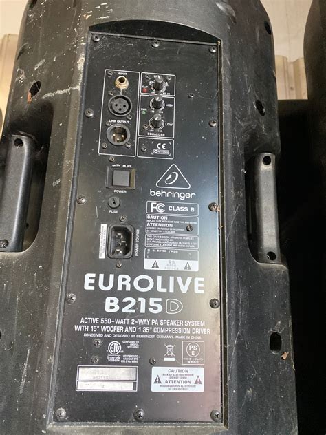 LOT OF 10 BEHRINGER EUROLIVE B215D SPEAKERS - Able Auctions