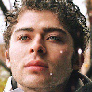 Ryan Ochoa - Age, Bio, Family | Famous Birthdays