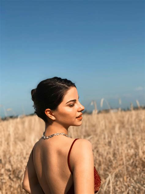 backless dress for women