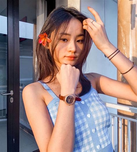 Keseruan Catheez saat Jajan di Angkringan hingga Makan Oyster
