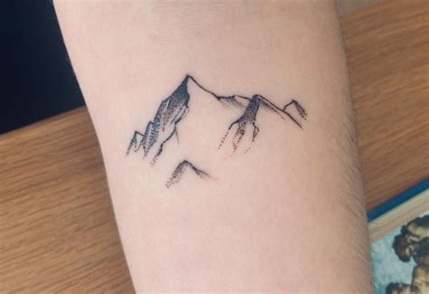 mountains tattoo ideas 6