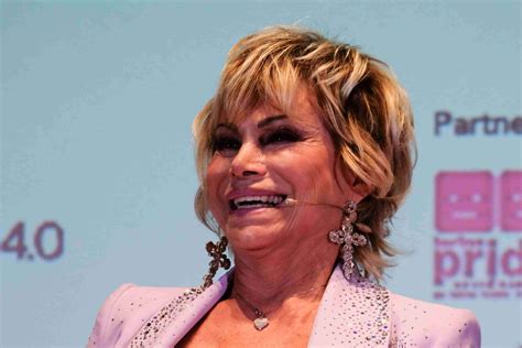 Carmen Russo e il marito Enzo Paolo Turchi hanno una figlia: l'età e la