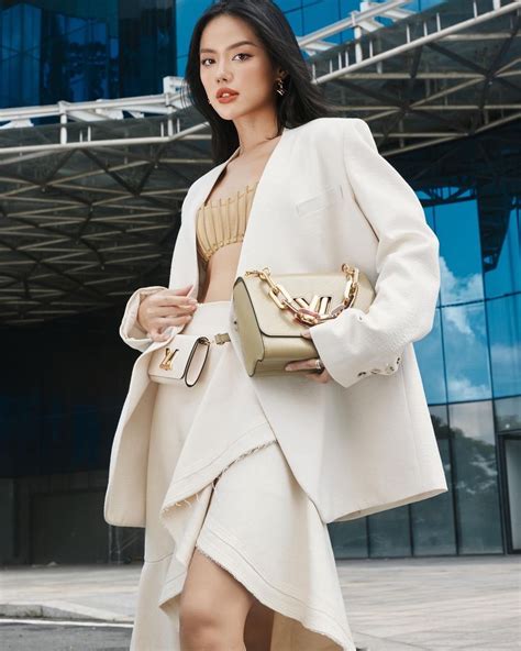 Cô Em Trendy chính thức lên đường tham gia Tuần lễ Thời trang