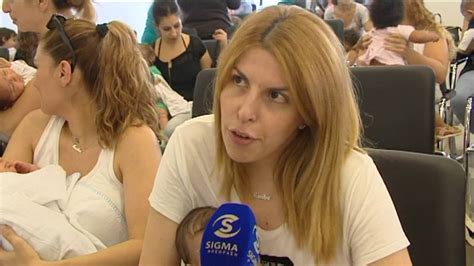 Πάνω από 343 μητέρες θήλασαν τα παιδιά τους στην Κύπρο - YouTube