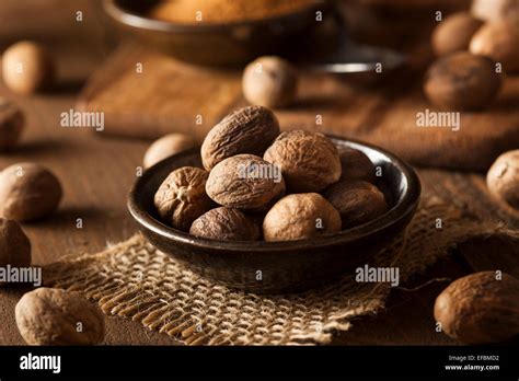 nutmeg  res stock photography  images alamy