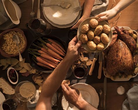 7 unique Thanksgiving kitchen gifts you can find on Eventeny
