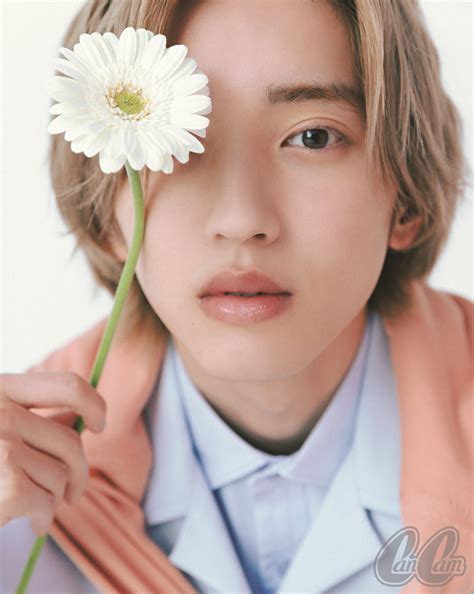 なにわ男子・道枝駿佑 × ”めるる”生見愛瑠 『CanCam』表紙に登場🩷 《みちめる》コンビが春色コーデで 恋する春の予感をお届け🌸 お互い ...
