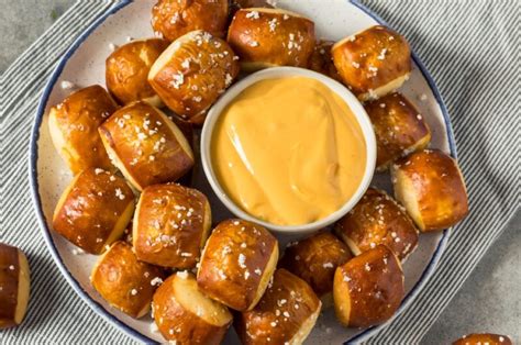 Behind This Vueless Pretzel Dip Steamy Secret Everyone S Eyes Are Locked On news