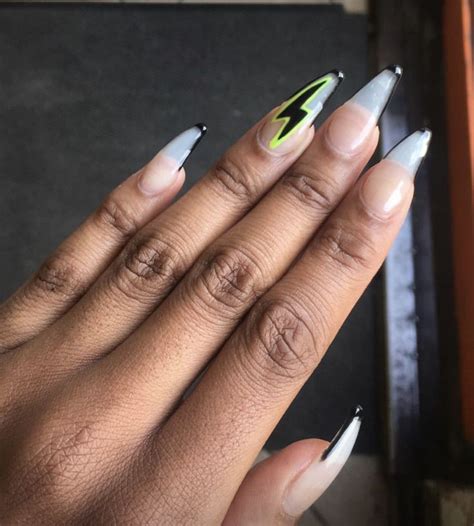 Pin by Trimese Michelle on Claws | Eye makeup, Birthday makeup looks ...