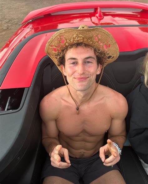 sammy rash | current mood cause tour starts in exactly 47 days😁 | Instagram