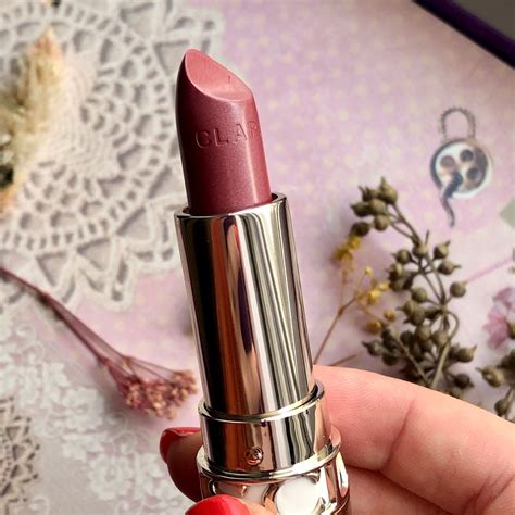 Помада с атласным эффектом Clarins Joli Rouge Satin Lipstick в оттенке ...