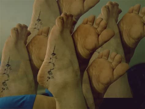 Foot orgy!! 💦💦 : r/VIPFeet