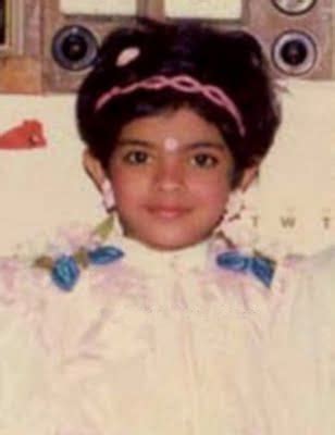 Babes Sexy XxX: Priyanka Chopra unseen rare childhood photos and pics