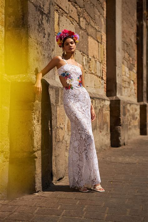 Official Nayibi México Bridal Distributor – Cadena Collective