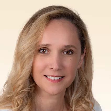 tina pavlovits kpmg global