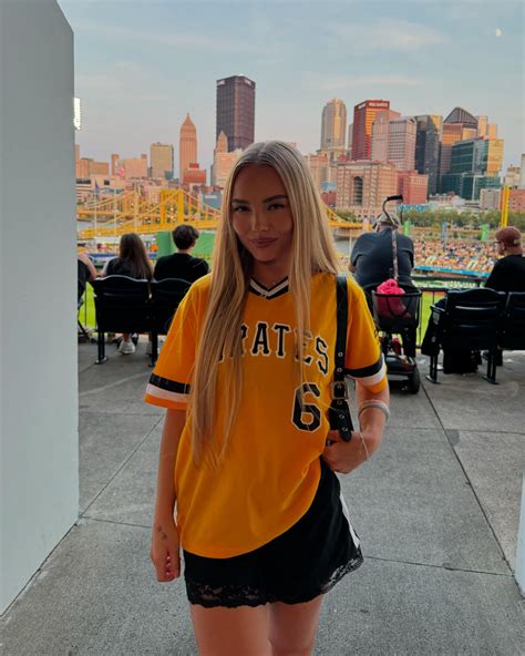 Monica Bush (@monimaney) • Instagram photos and videos