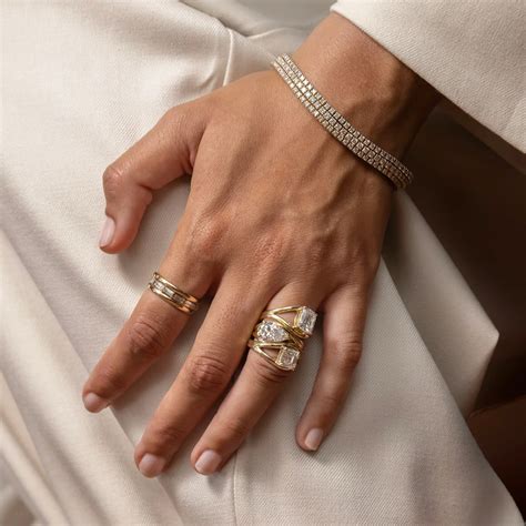 lab grown diamond wedding bands 10