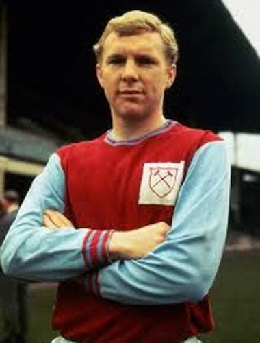 facts  bobby moore fact file