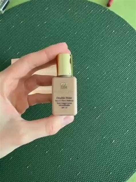 ESTEE LAUDER Устойчивый тональный крем мини-формат Double Wear SPF 10 ...