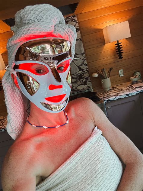 My Review of the Dr. Dennis Gross LED Mask That Smooths Fine Lines and
