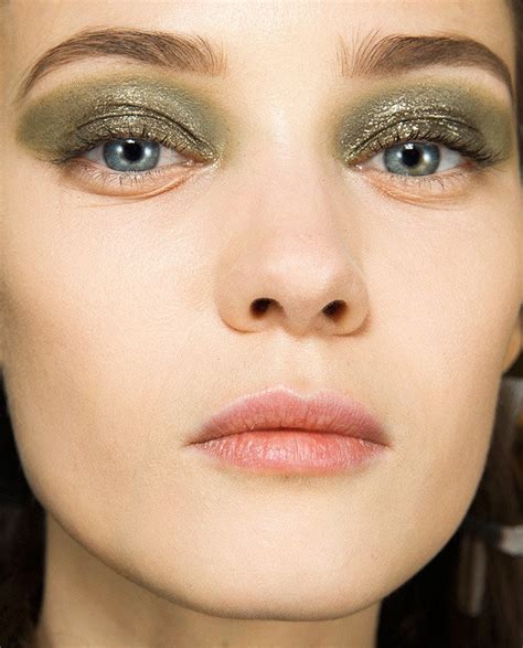 Гид по макияжу: показ Dior | Vogue Russia