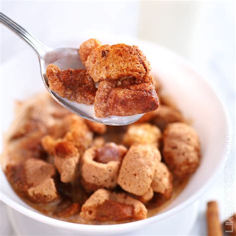 keto breakfast cereal  carb cinnamon crunch likehotketo
