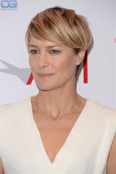 Robin Wright nackt, Nacktbilder, Playboy, Nacktfotos, Fakes, Oben Ohne