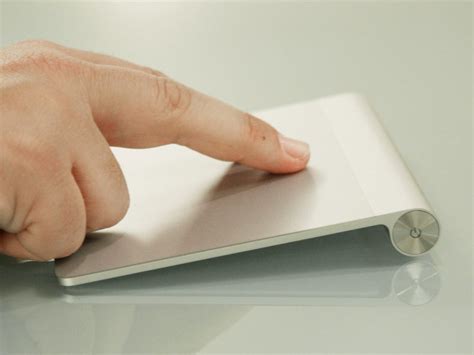 Hands-on look at Apple Magic Trackpad - CNET