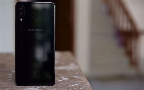 Плюсы и минусы смартфона Samsung Galaxy A8 Star