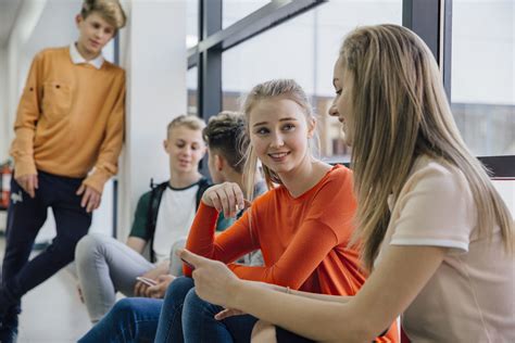 5 gode råd til, hvordan du møder nye mennesker og får nye venner