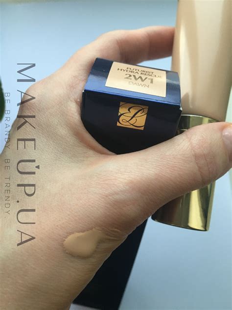 Estee Lauder Futurist Hydra Rescue SPF45 - Увлажняющий тональный крем ...