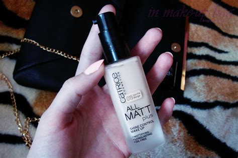 In makeup bag ~ W kosmetyczce ~ Blog kosmetyczny: Podkład matujący ...