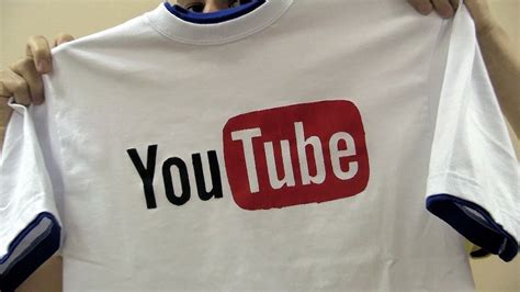 YouTube ФУТБОЛКА СВОИМИ РУКАМИ! - YouTube
