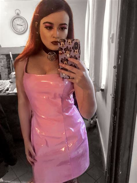 sarah 🕸♡ on Twitter: "Pink PVC dress #Barbie !? She’s so me coded 💖