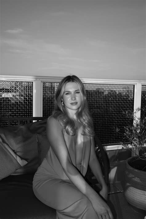 Julia Taylor - Collaborating With Hotels & Airbnbs on Stayamo