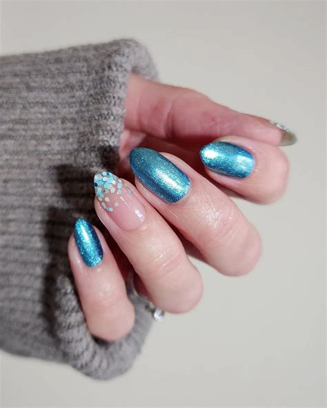20 Winter Nail Ideas 2025 That Will Steal the Spotlight