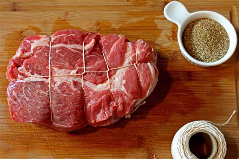 CHUCK ROAST $3.99/lb (3.5-4lbs each) | Maiden Creek Beef