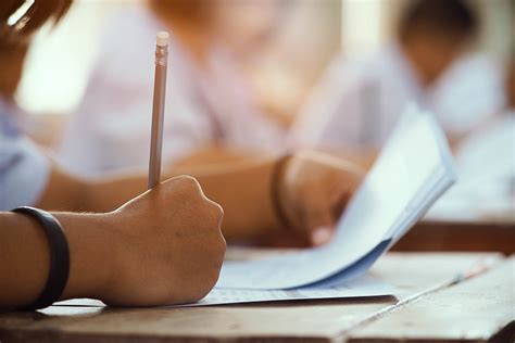 top  essential tips  exam preparation  lady blogs