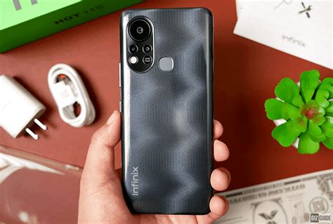 Infinix HOT 11S Unboxing and First Impressions
