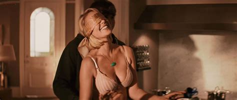 Nackte Katherine Heigl in Killers