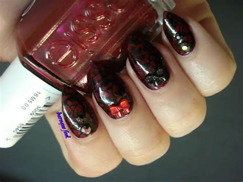 Fashion Inspired Nail Art: 20 Gorgeous Nail Designs