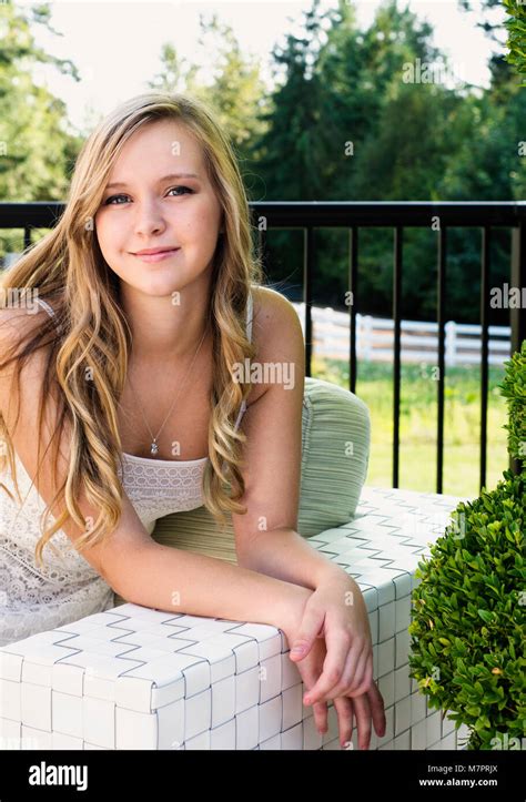 Pretty teen teenager blonde hi-res stock photography and images - Alamy