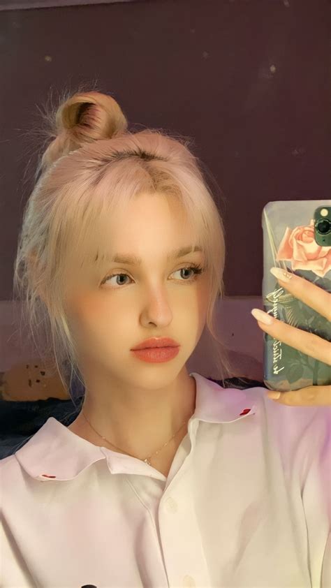 elina karimova