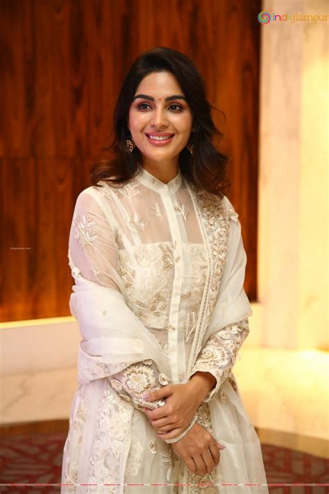 Samyuktha Menon Actress photo,image,pics and stills - # 544989