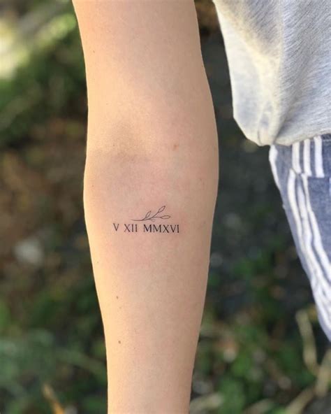 100 roman numeral tattoos that will mark your most memorable date – Artofit