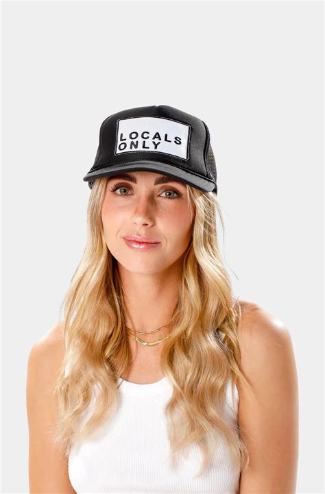 New – HEMLINE French Quarter