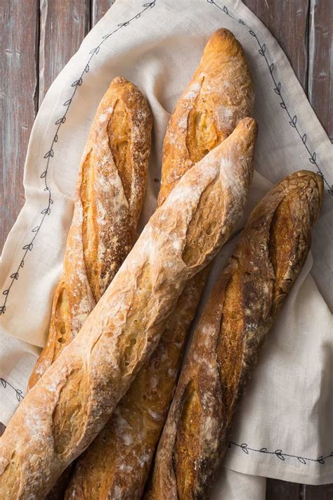 crusty french baguettes baguette rezept rezepte brot selber backen