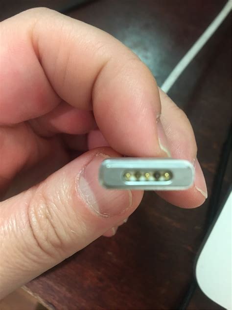macbook pro - How to fix/clean burnt MagSafe 2 connection - Ask Different